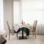 Eliseo Szálloda 3*